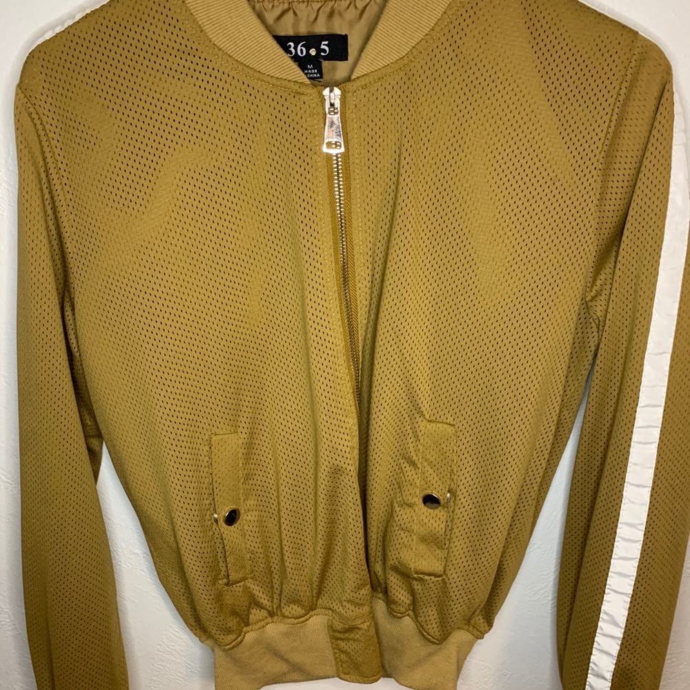 36.5 Zip-up
